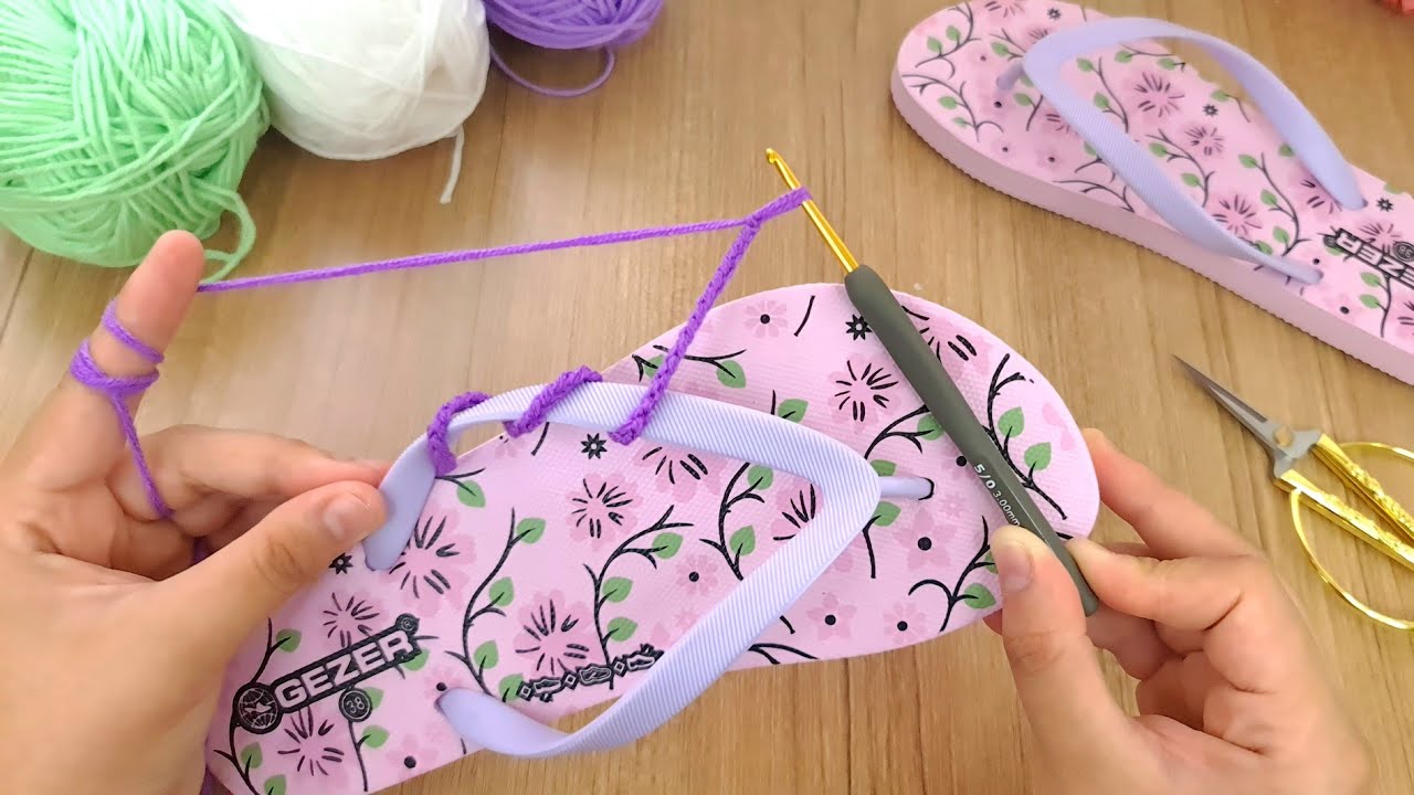 I crocheted for MY SANDALS and fell in love with the result!