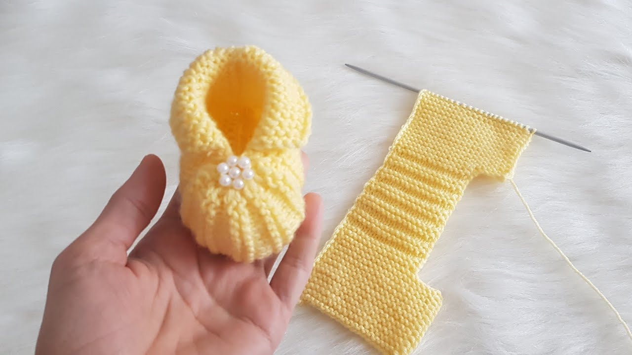 The Easiest Baby Booties – Baby Booties Models (Watermelon Booties Made)
