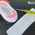 CROCHET BABY SNEAKER