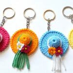 SUBTITLED – FLASHY AND EASY HAT KEYRING MAKING