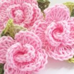Flor em crochê para aplicação