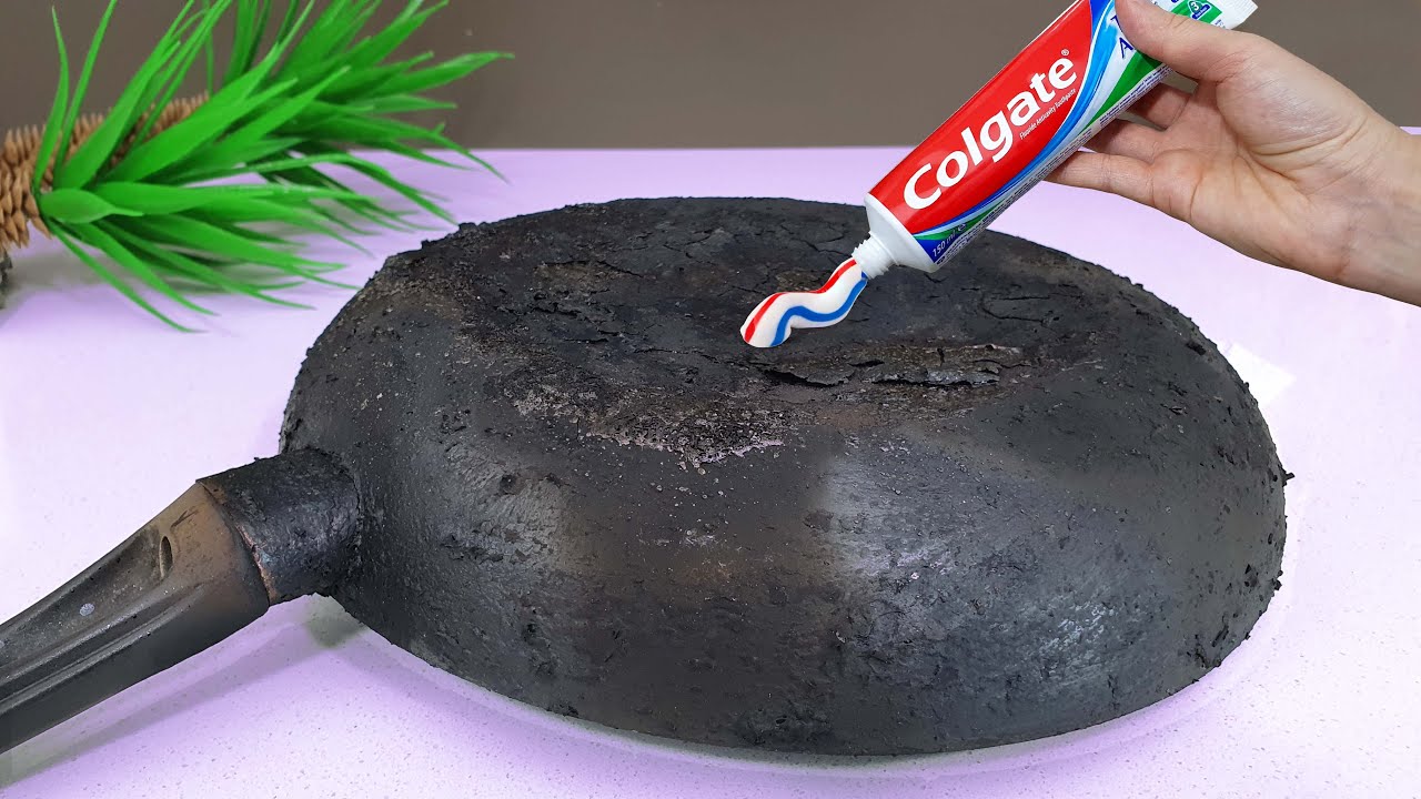 Polish and Restore Your Old and Burnt Pan Like This – Simple Kitchen Tricks Tips/Tricks