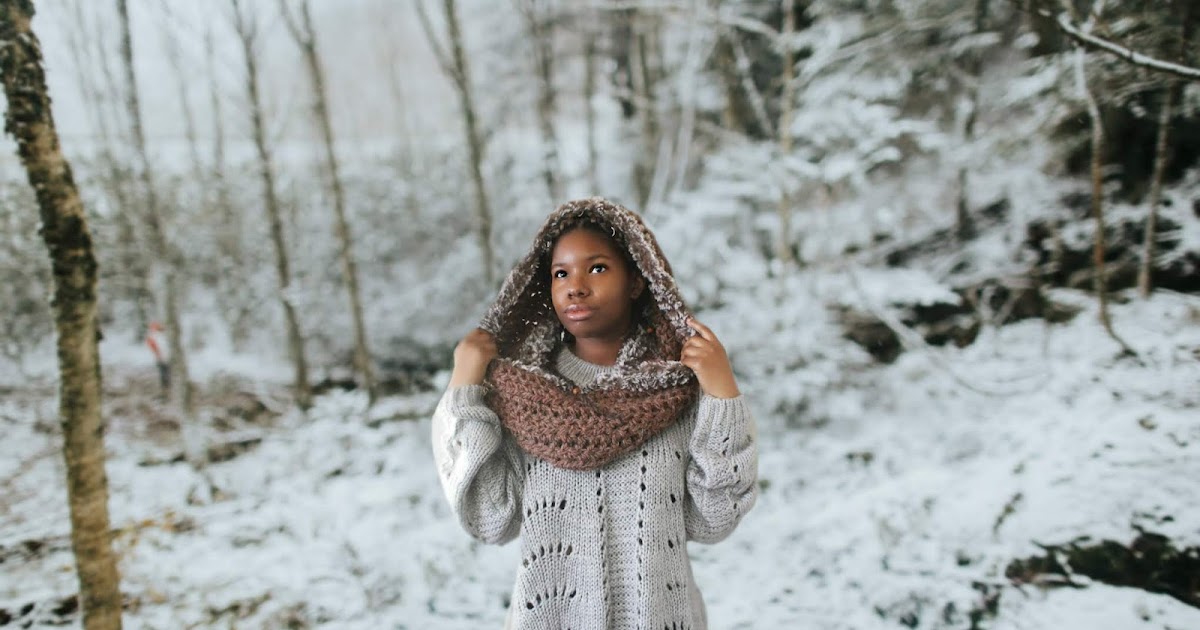 Crochet Faux Fur Eternal Scarf.