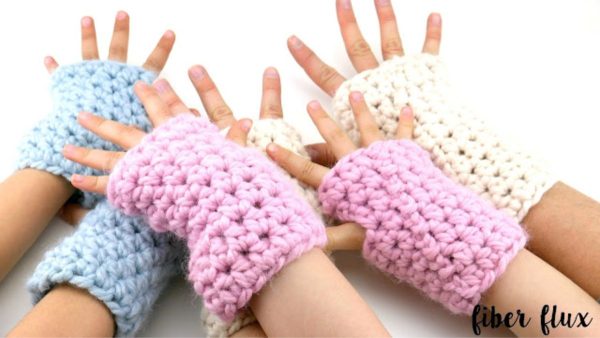 45 Crochet Fingerless Gloves Patterns for Beginners
