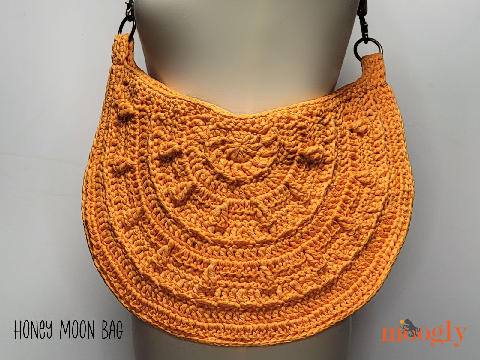 Honey Moon Bag – Free Crochet Pattern on moogly