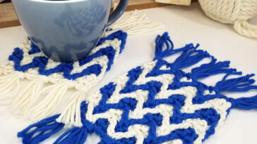 Chevron Stripe Mug Rugs Tutorial