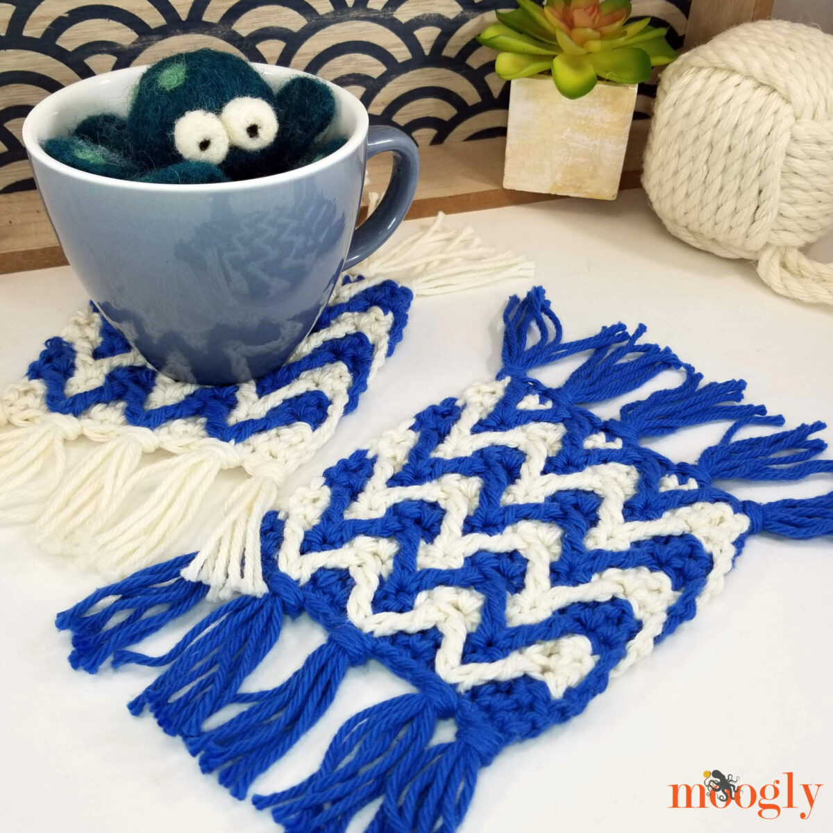 Chevron Stripe Mug Rugs Tutorial